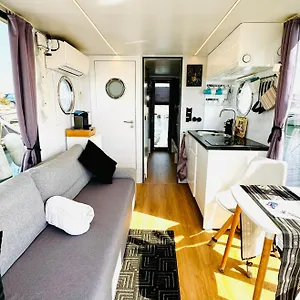  Bateau-hôtel Houseboat Seabreeze
